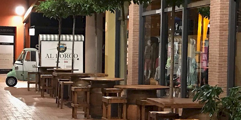 Pizzeria Al Borgo: un’Ape Oyster per ampliare le potenzialità di un ristorante con 10 anni di storia